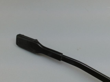 BRAS ESSUIE-GLACE AVANT DROIT DACIA SANDERO 2008-