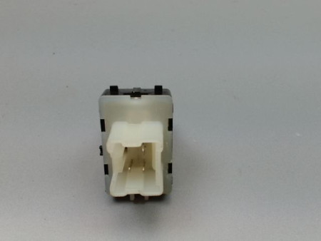 COMMANDE LEVE-GLACE PORTE AVD DACIA SANDERO 2008-