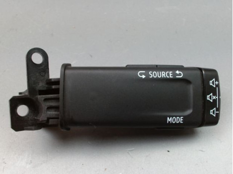 COMMANDE AUTORADIO RENAULT CLIO
