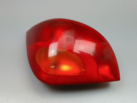 FEU ARRIERE GAUCHE  FORD FIESTA IV Phase 2 1999-2002
