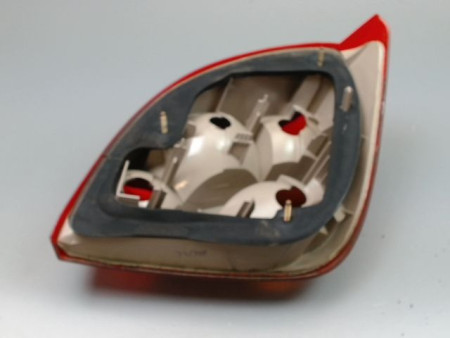 FEU ARRIERE GAUCHE  FORD FIESTA IV Phase 2 1999-2002
