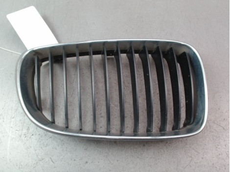 GRILLE CALANDRE DROIT BMW SERIE 1 I Phase 2 (E87) 2007-2011