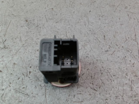 BOUTON DE WARNING PEUGEOT PARTNER BREAK I Phase 2 2002-2008