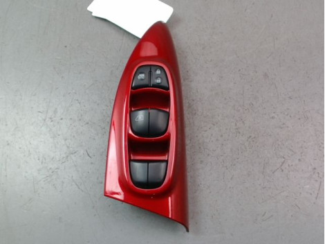 COMMANDE LEVE-GLACE PORTE AVG NISSAN JUKE Phase 1 2010-...