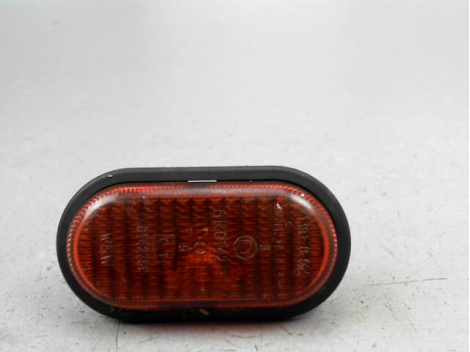 REPETITEUR AILE GAUCHE RENAULT TRAFIC