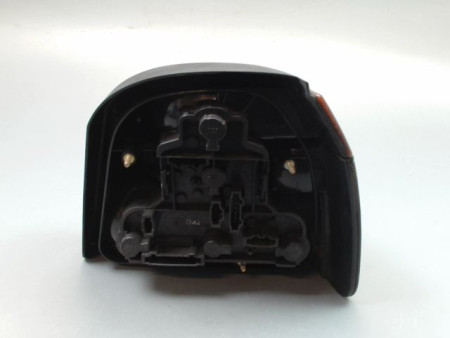 FEU ARRIERE GAUCHE  VOLKSWAGEN GOLF III (1H) 1992-1997