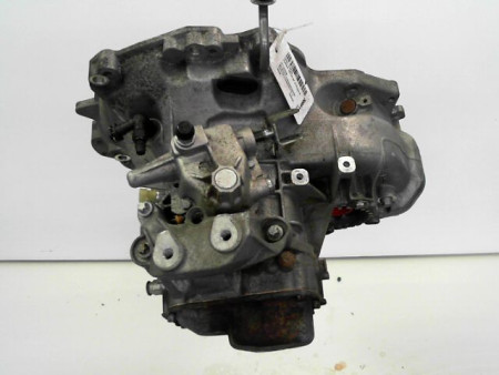 BOITE A VITESSE MECANIQUE OPEL CORSA III Phase 2  2003-2006 1.3 CDTI 
