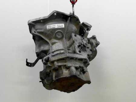 BOITE A VITESSE MECANIQUE CHRYSLER GRAND VOYAGER MONOSP. IV Phase 1 LONG 2001-2004 2.5 CRD