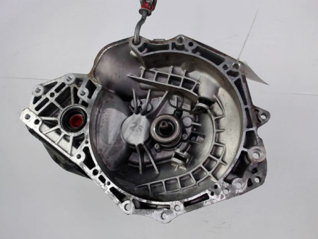 BOITE A VITESSE MECANIQUE OPEL ASTRA GTC III Phase 1  2005-2006 1.4 