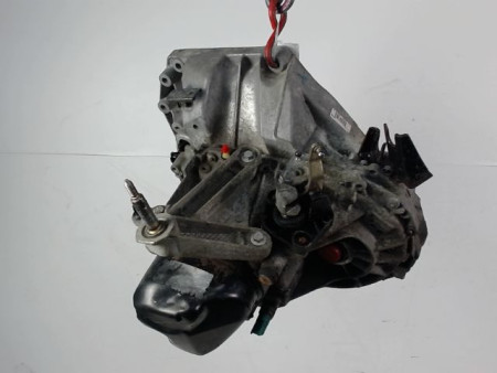 BOITE A VITESSE MECANIQUE NISSAN MICRA C+C 1.6 160 SR
