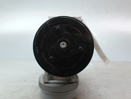 COMPRESSEUR AIR CONDITIONNE RENAULT CLIO