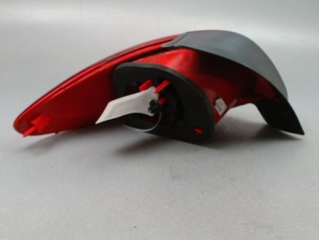 FEU ARRIERE DROIT PEUGEOT 206 + 2009-2013