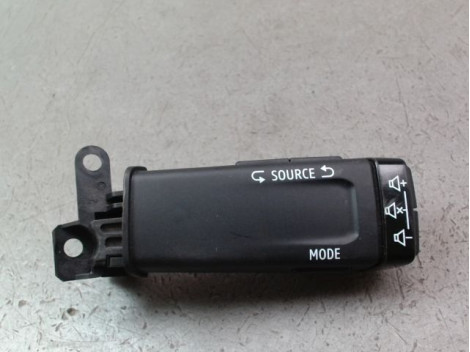 COMMANDE AUTORADIO RENAULT CAPTUR Phase 1 2013-...