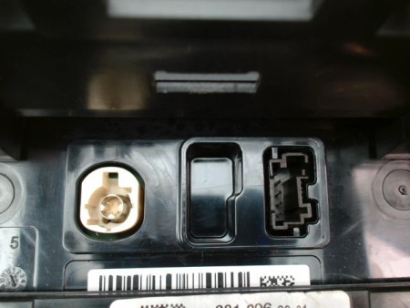 ECRAN GPS PEUGEOT 208 2012-...