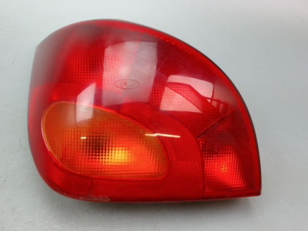 FEU ARRIERE GAUCHE  FORD FIESTA IV Phase 2 1999-2002
