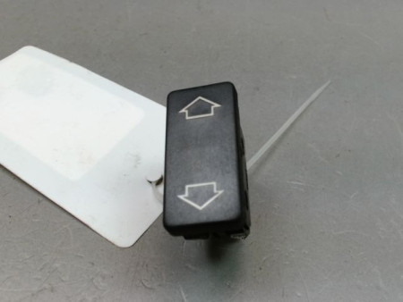 COMMANDE LEVE-GLACE PORTE AVD PEUGEOT 106 Phase 2 1996-2003