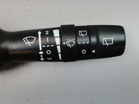 COMMANDE ESSUIE GLACE KIA VENGA 09-
