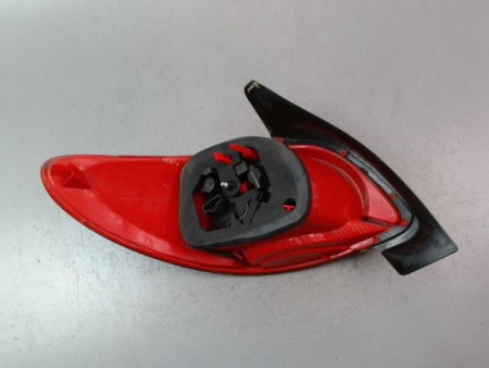 FEU ARRIERE DROIT PEUGEOT 206 + 2009-2013