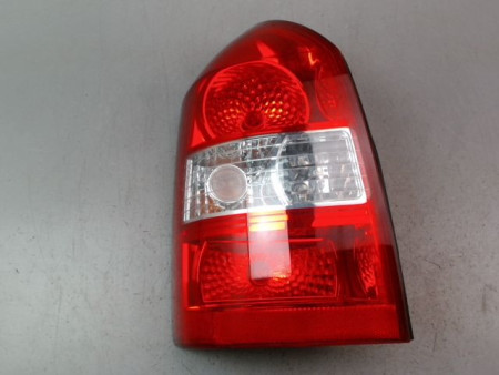 FEU ARRIERE GAUCHE  HYUNDAI TUCSON BREAK I 2004-2010