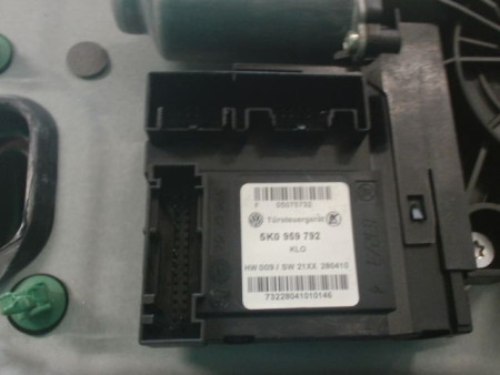 MECANISME+MOTEUR LEVE-GLACE AVANT DROIT VOLKSWAGEN TOURAN MONOSP. I Phase 2 (1T) 2006-2010