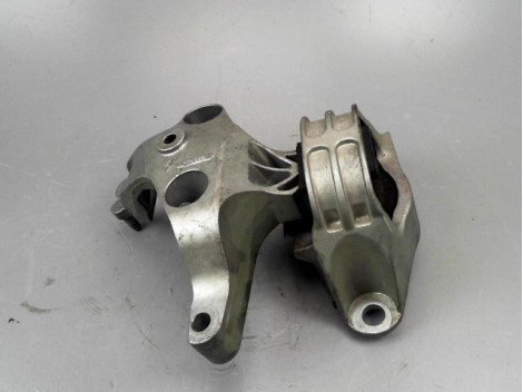 SUPPORT MOTEUR DACIA SANDERO 1.5 dCi