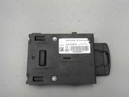 LECTEUR DE CARTE RENAULT MEGANE