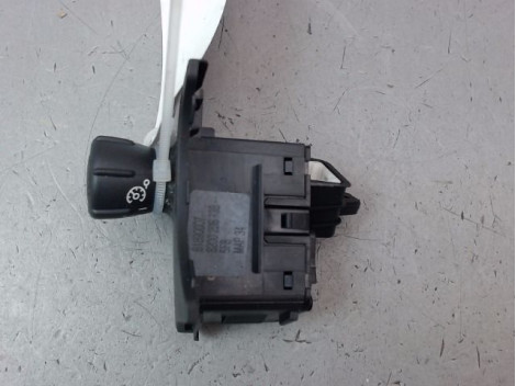 COMMANDE REGULATEUR/LIMITATEUR VITESSE RENAULT SCENIC MONOSP. II Phase 2 2006-2009
