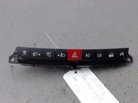 BOUTON DE WARNING FIAT 500 2007-