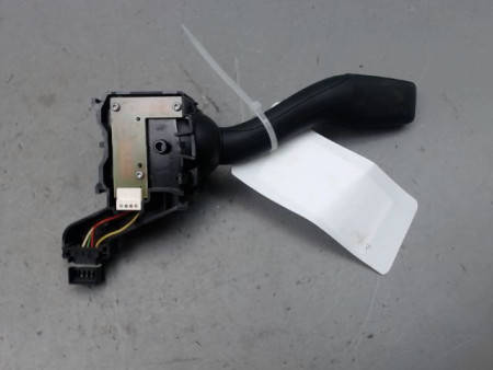 COMMANDE CLIGNOTANT AUDI TT COUPE II Phase 1 2006-2010