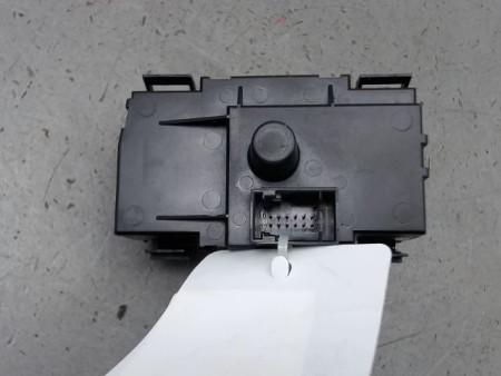 INTERIEUR COMMANDE PHARES BMW SERIE 1 I (E81) 2007-2011