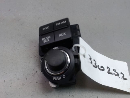 COMMANDE AUTORADIO NISSAN NAVARA DOUBLE CABINE