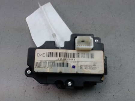 COMMANDE AUTORADIO NISSAN NAVARA DOUBLE CABINE