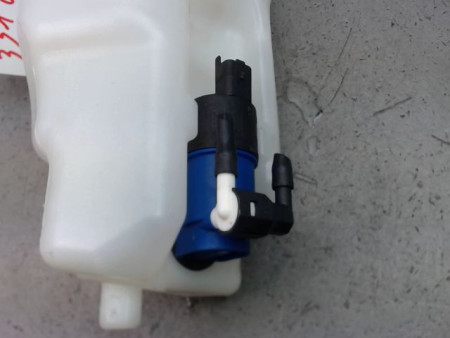RESERVOIR LAVE-GLACE AVANT RENAULT TWINGO III 2014-...