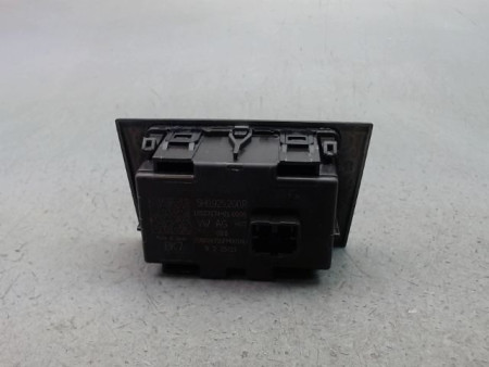 BOUTON DE WARNING VOLKSWAGEN GOLF