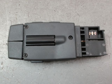 COMMANDE AUTORADIO RENAULT TWINGO II Phase 2 2011-2014