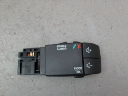 COMMANDE AUTORADIO DACIA LODGY BREAK 2012-...