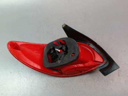 FEU ARRIERE DROIT PEUGEOT 206 + 2009-2013