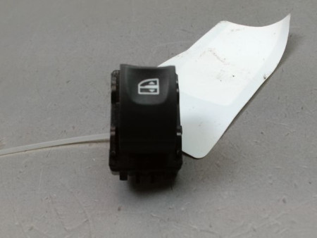 COMMANDE LEVE-GLACE PORTE AVD RENAULT SCENIC MONOSP. III Phase 1 2009-2011