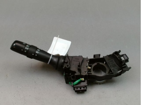 COMMANDE ECLAIRAGE TOYOTA YARIS II 2010-