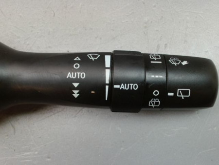 COMMANDE ESSUIE GLACE TOYOTA YARIS II 2010-