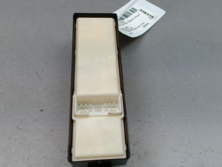 COMMANDE LEVE-GLACE PORTE AVG ISUZU D-MAX SPACE CAB II PHASE 1 2012-...