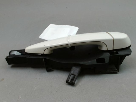 POIGNEE EXTERIEURE PORTE AVANT DROIT BMW X1