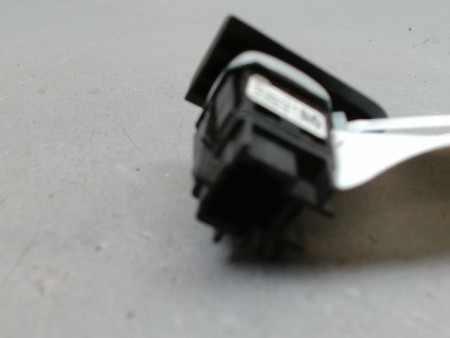 BOUTON DE WARNING RENAULT CLIO IV Phase 1 2012-...