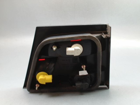 FEU ARRIERE INTERIEUR GAUCHE PEUGEOT 806 MONOSP. 1994-2001