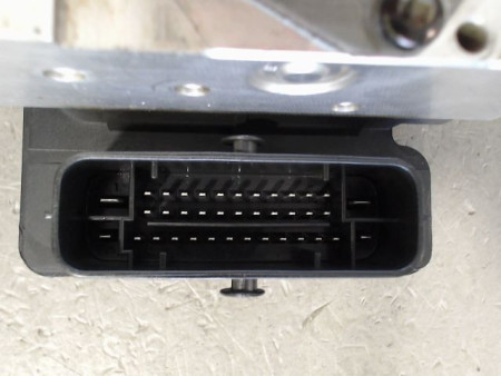 UNITE HYDRAULIQUE ABS HYUNDAI I 30 II Phase 1 2012-...