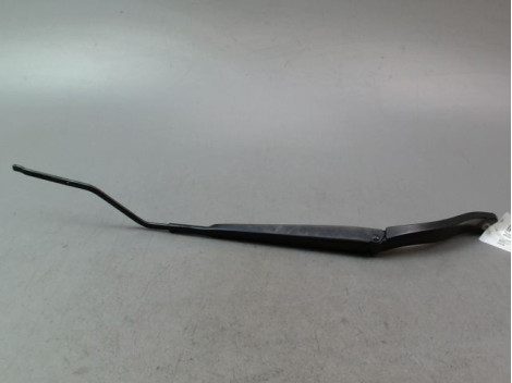 BRAS ESSUIE-GLACE AVANT GAUCHE RENAULT MEGANE IV PHASE 1 2015-