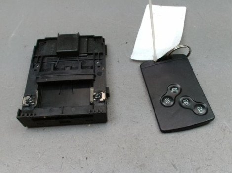 LECTEUR DE CARTE RENAULT MEGANE BREAK III Phase 1 2009-2012