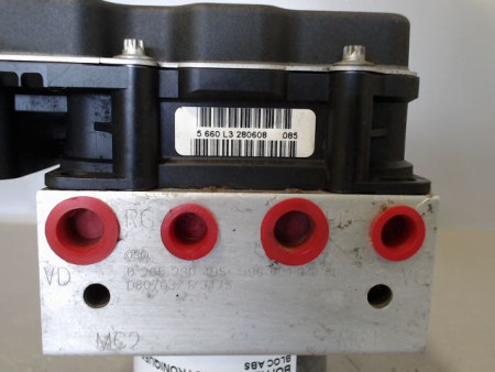 UNITE HYDRAULIQUE ABS CITROEN C5 BERL. II (X7) 2008-...