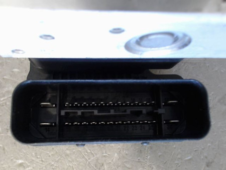 UNITE HYDRAULIQUE ABS TOYOTA YARIS II Phase 1 2005-2009