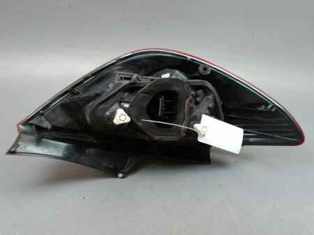 FEU ARRIERE DROIT OPEL CORSA IV Phase 2 (D) 2011-2015